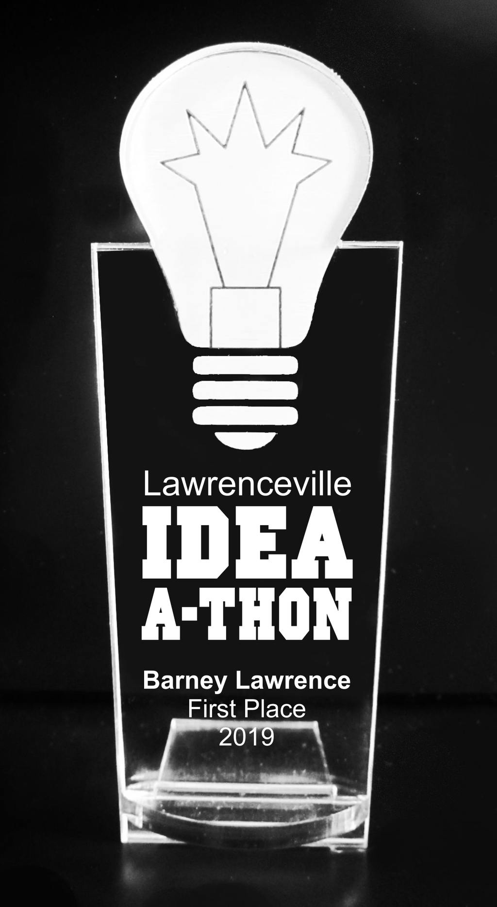 VALUE LINE Light Bulb Acrylic Trophy Award